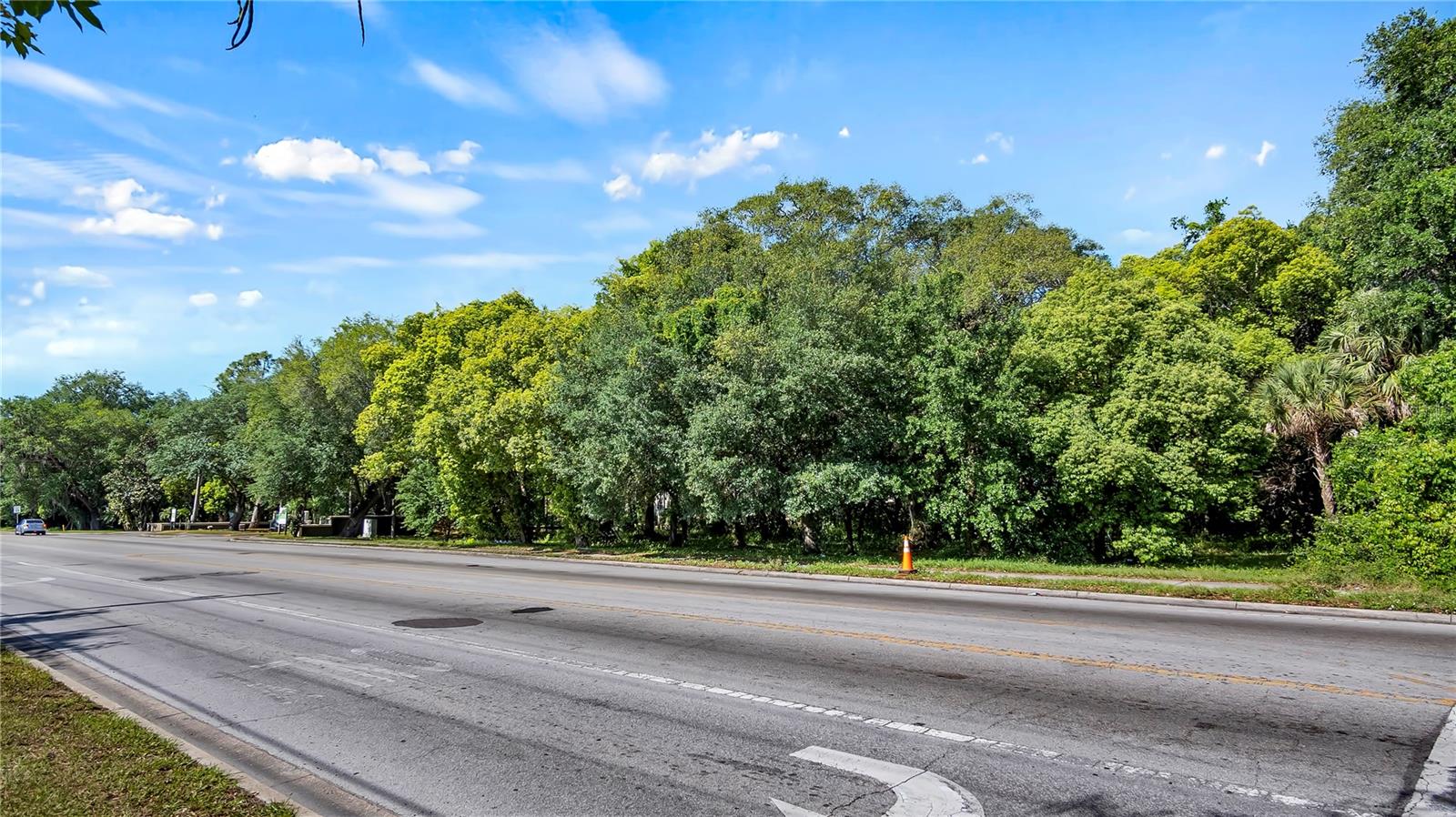 1500 N HOAGLAND BLVD