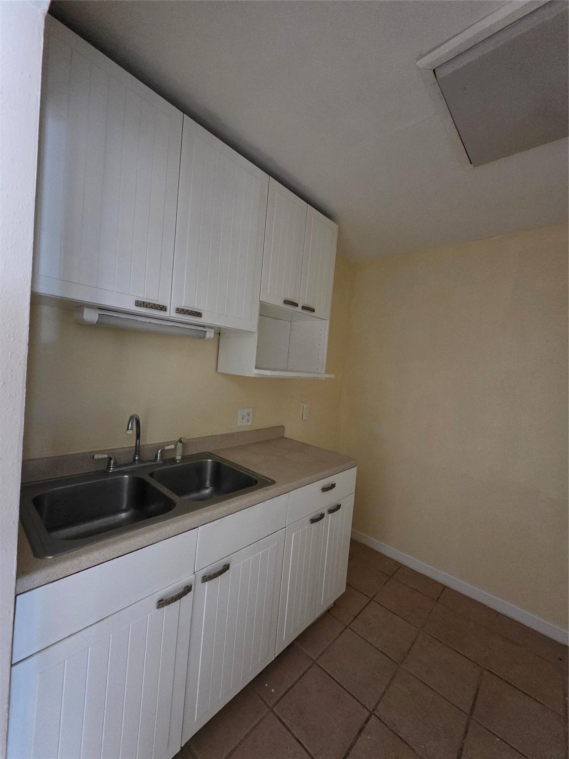 1014 Graham Drive # I3