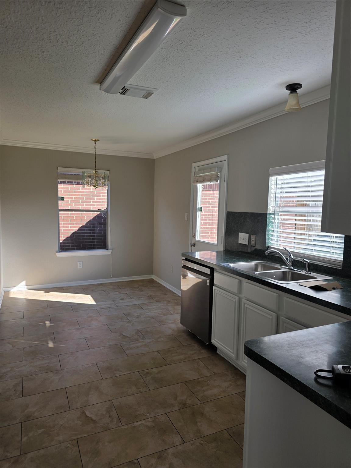 15146 Grassington Drive