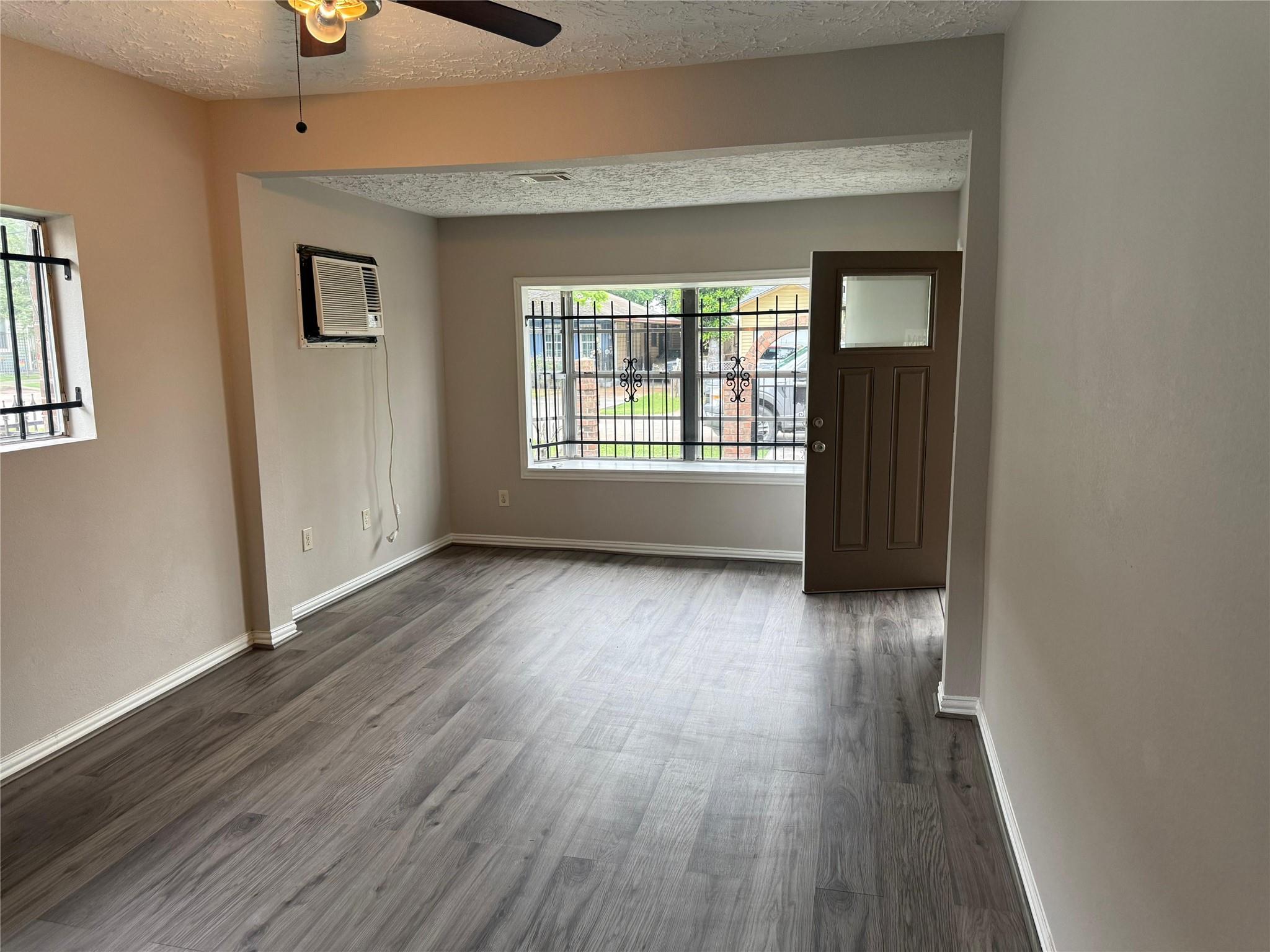 5204 Nichols Street