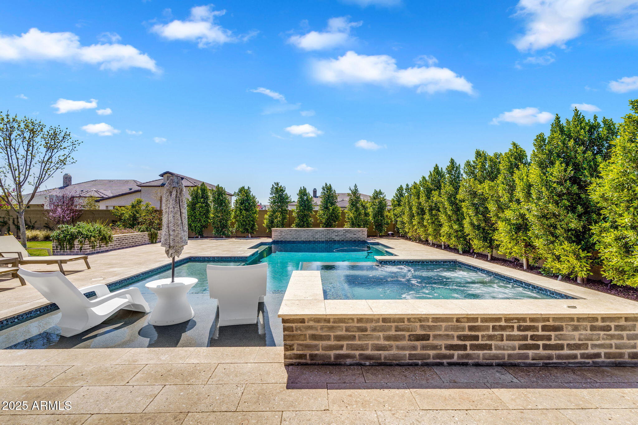 4037 E MINTON Circle