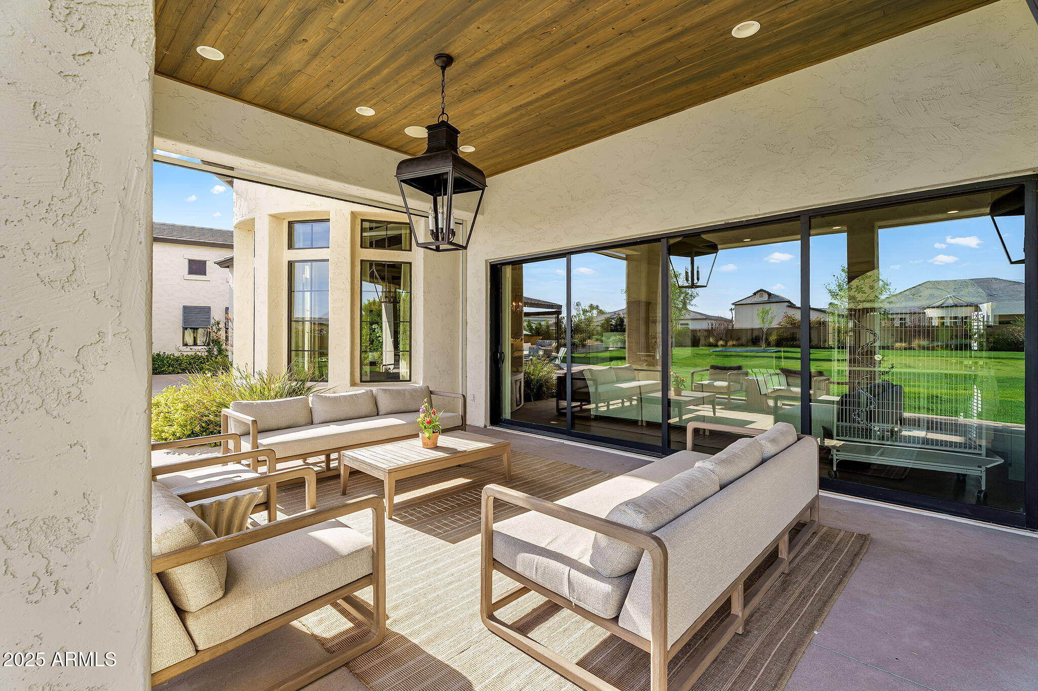 4037 E MINTON Circle