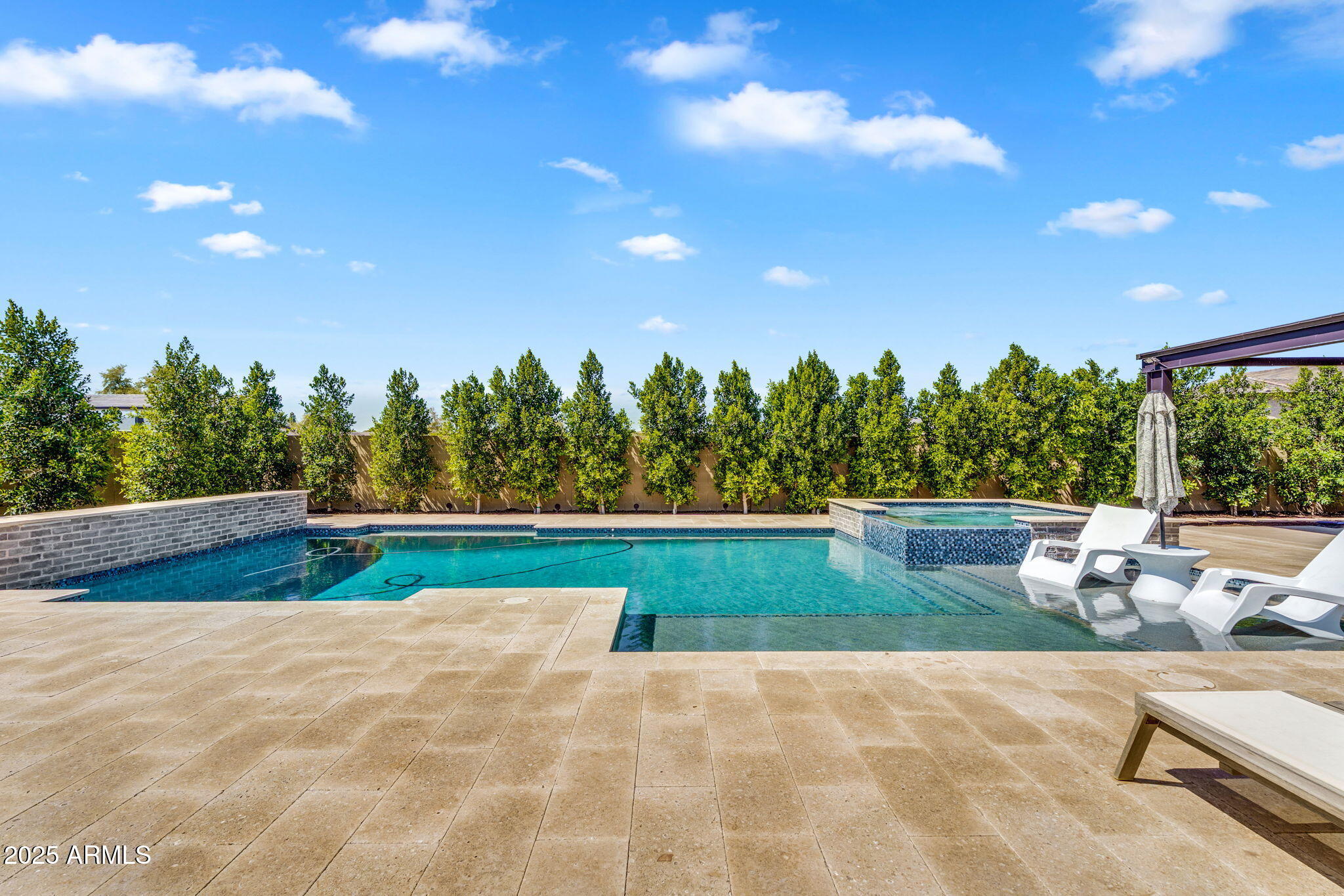 4037 E MINTON Circle
