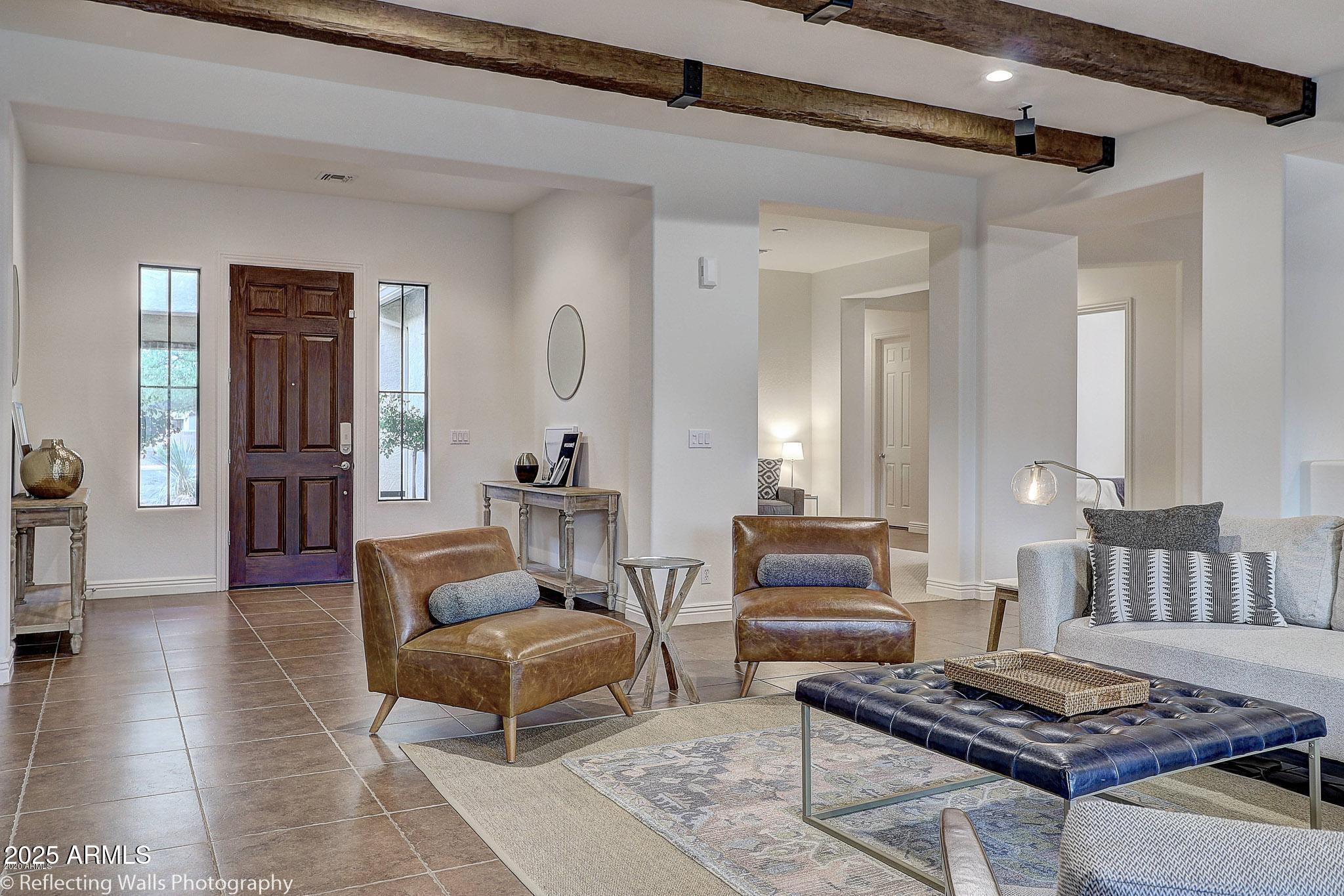 3163 E LOS ALTOS Court