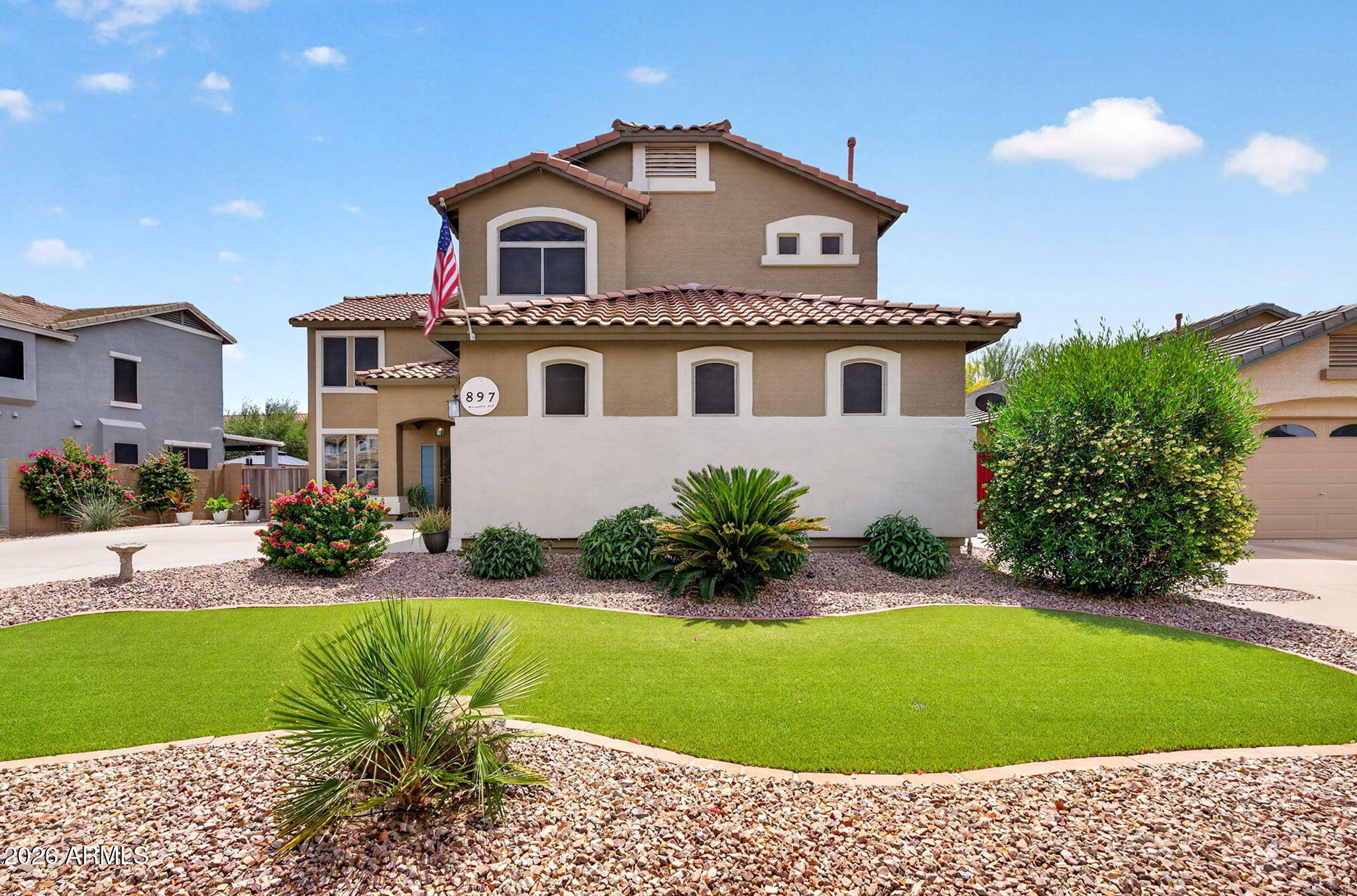 897 W HOLSTEIN Trail