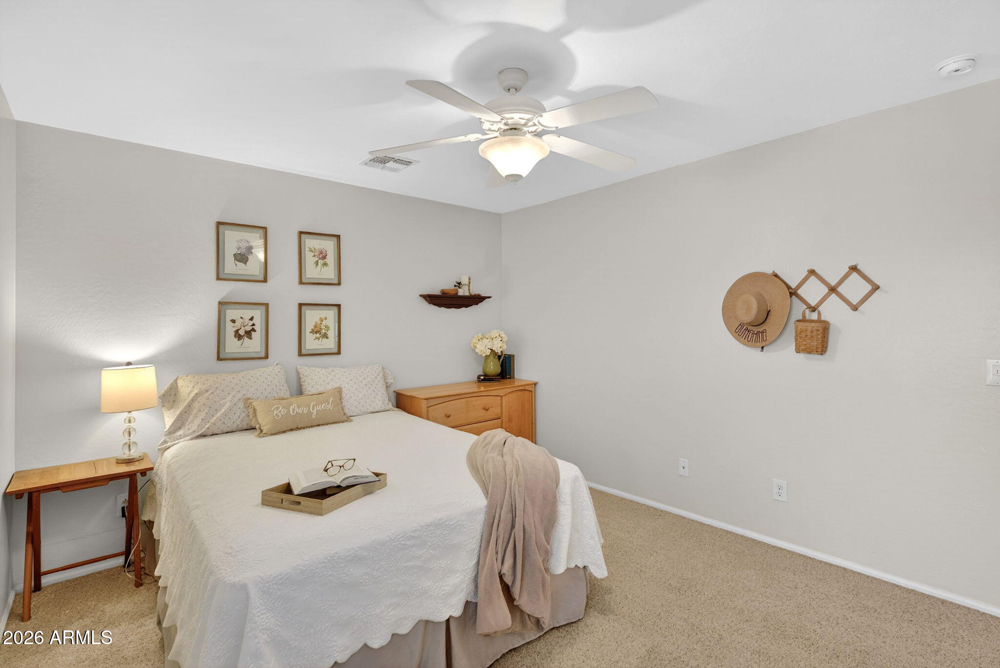 897 W HOLSTEIN Trail