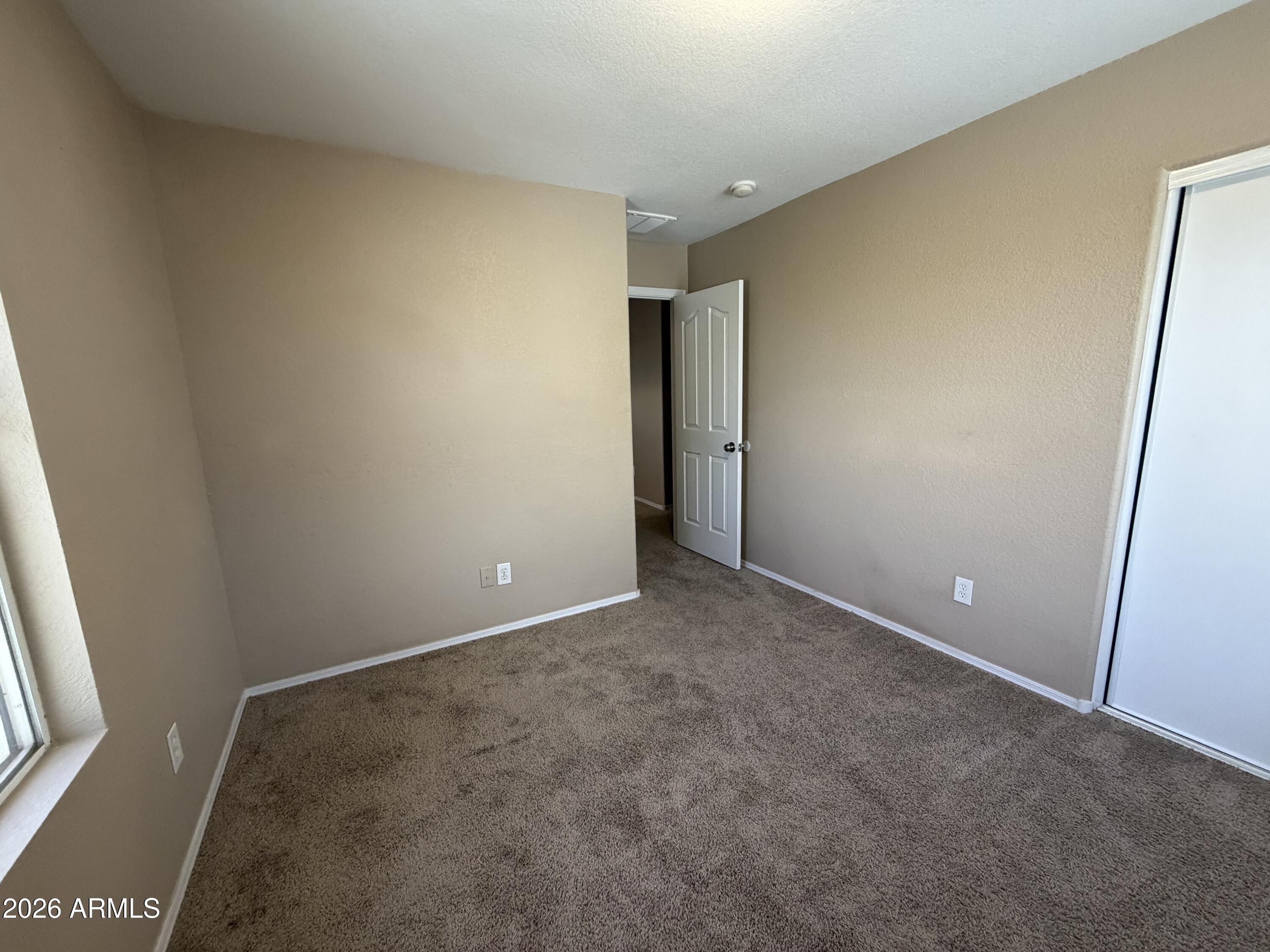 4668 E MEADOW LARK Way