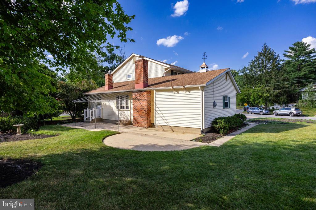 313 Mallard Dr