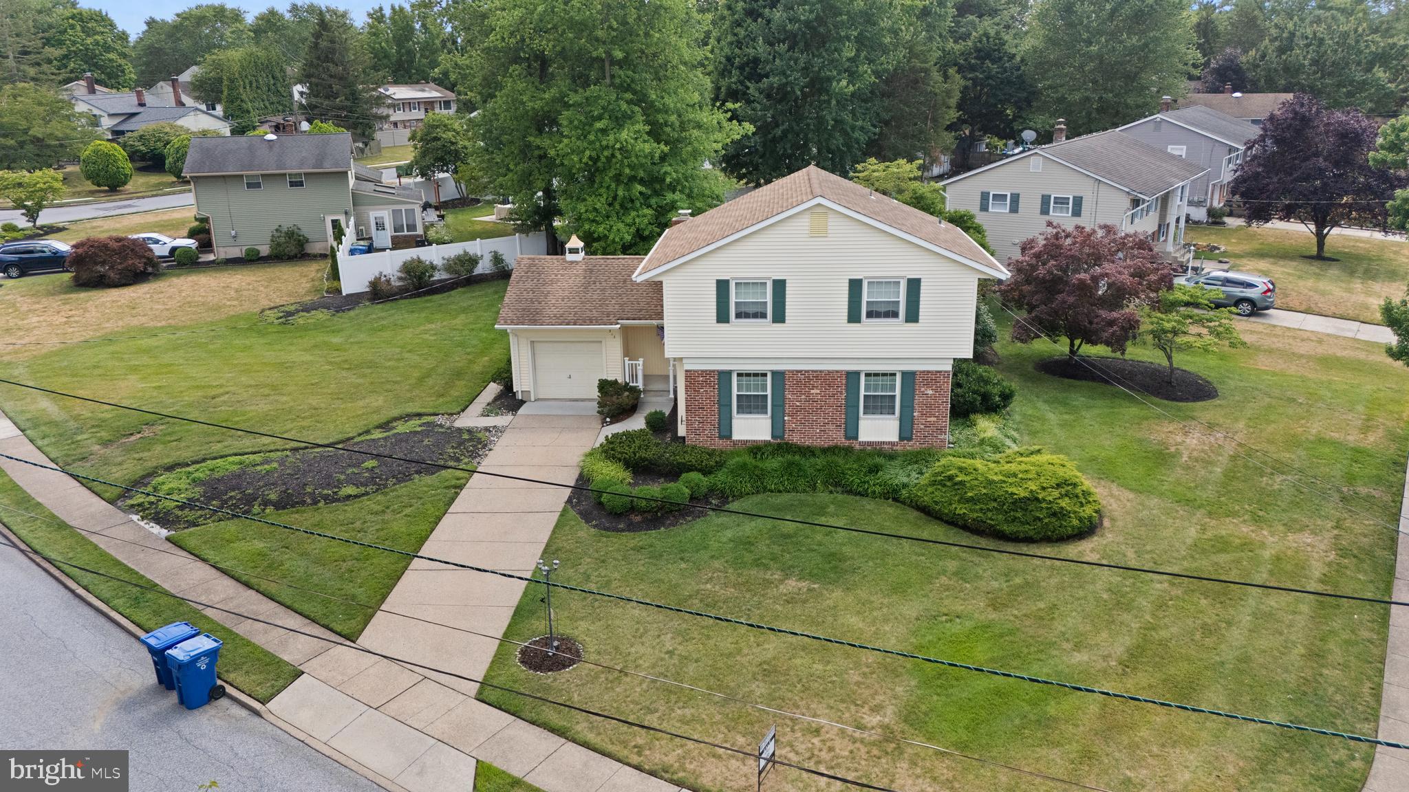 313 Mallard Dr