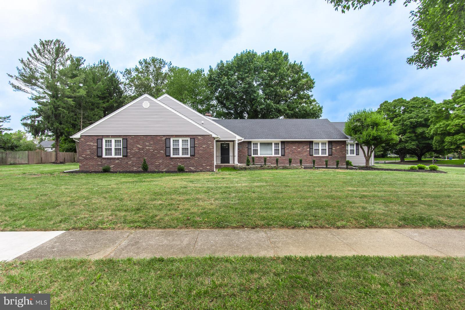 558 Sentinel Rd