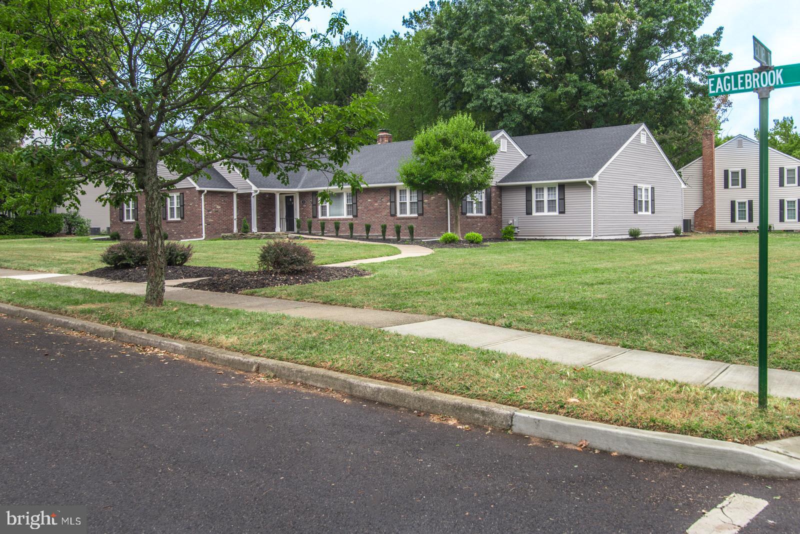 558 Sentinel Rd
