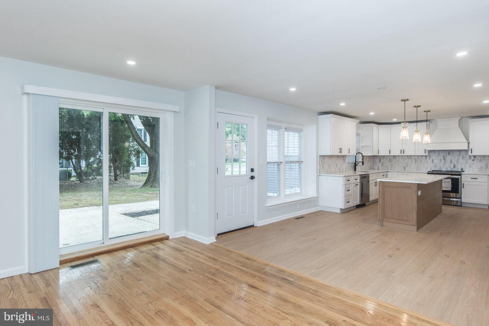 558 Sentinel Rd