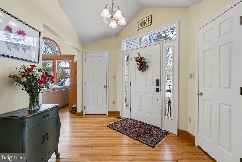 611 NEW ALBANY ROAD