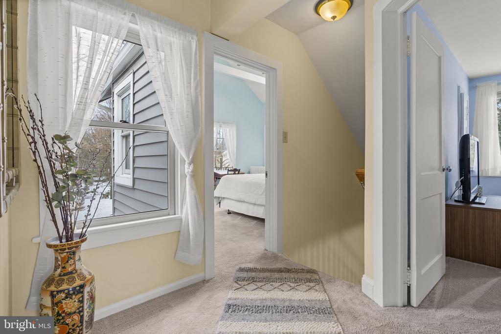 611 NEW ALBANY ROAD