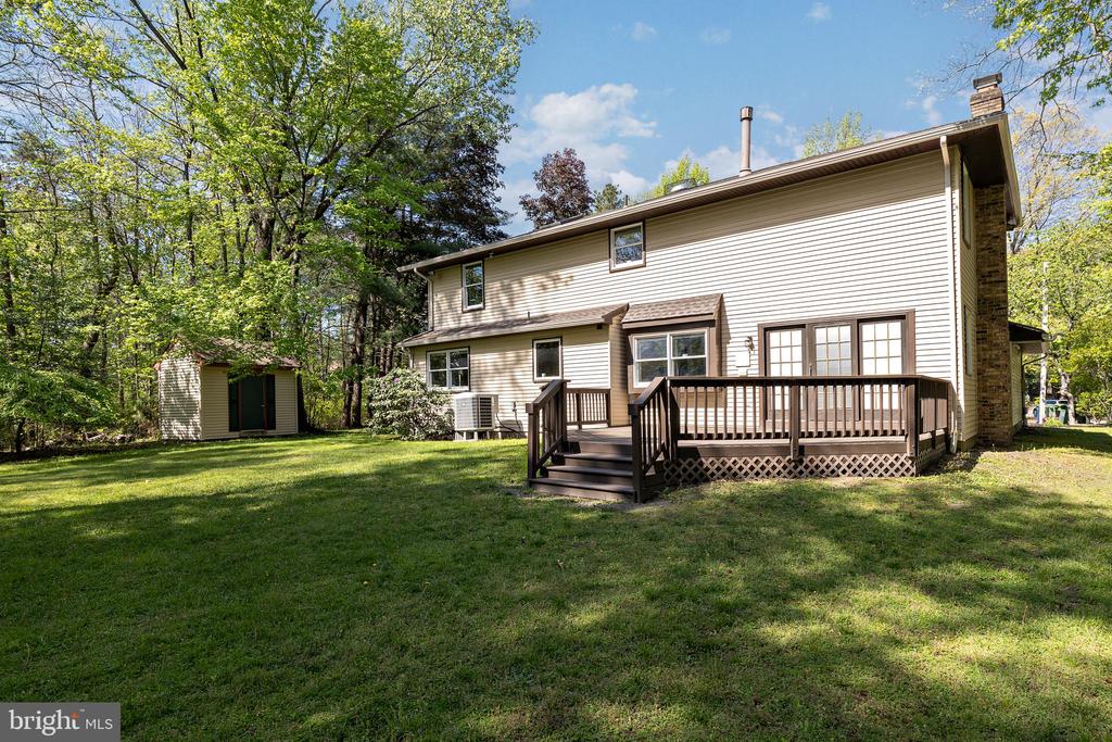 8 CANTERBURY COURT