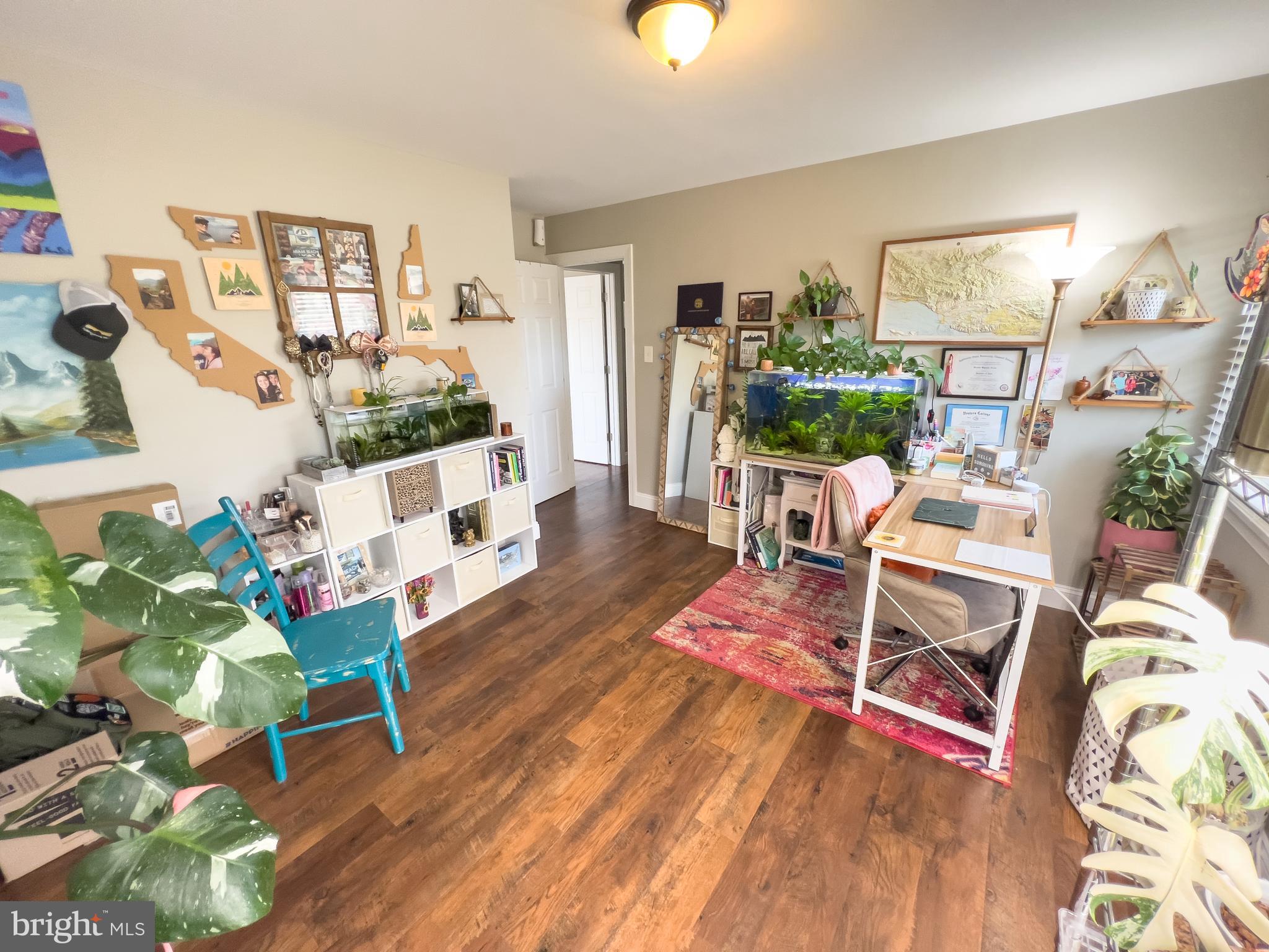 16 Arborwood Ln