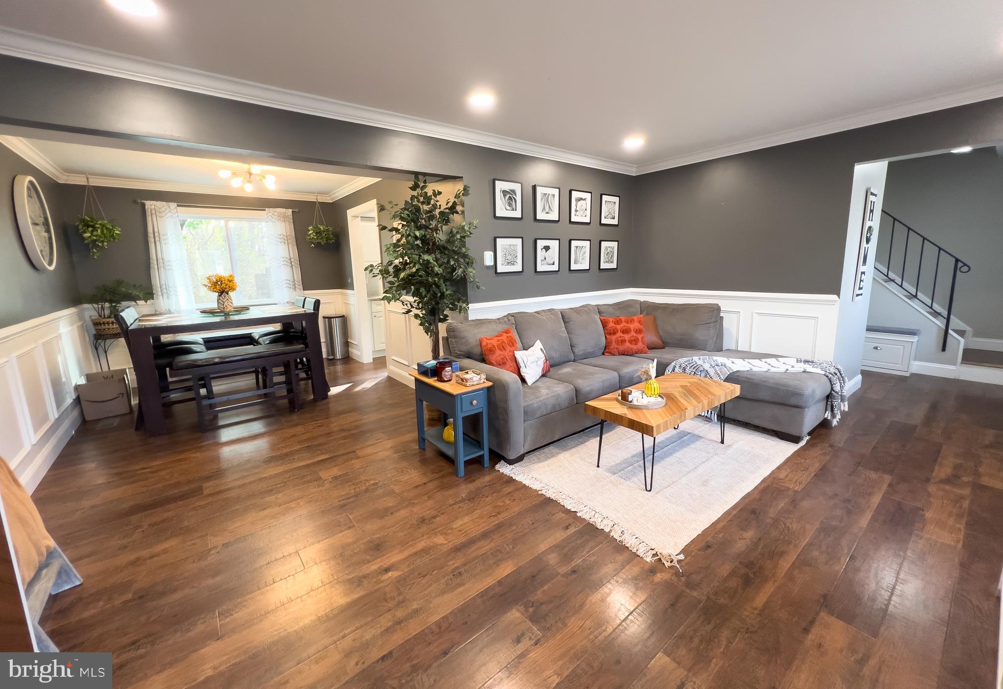 16 Arborwood Ln