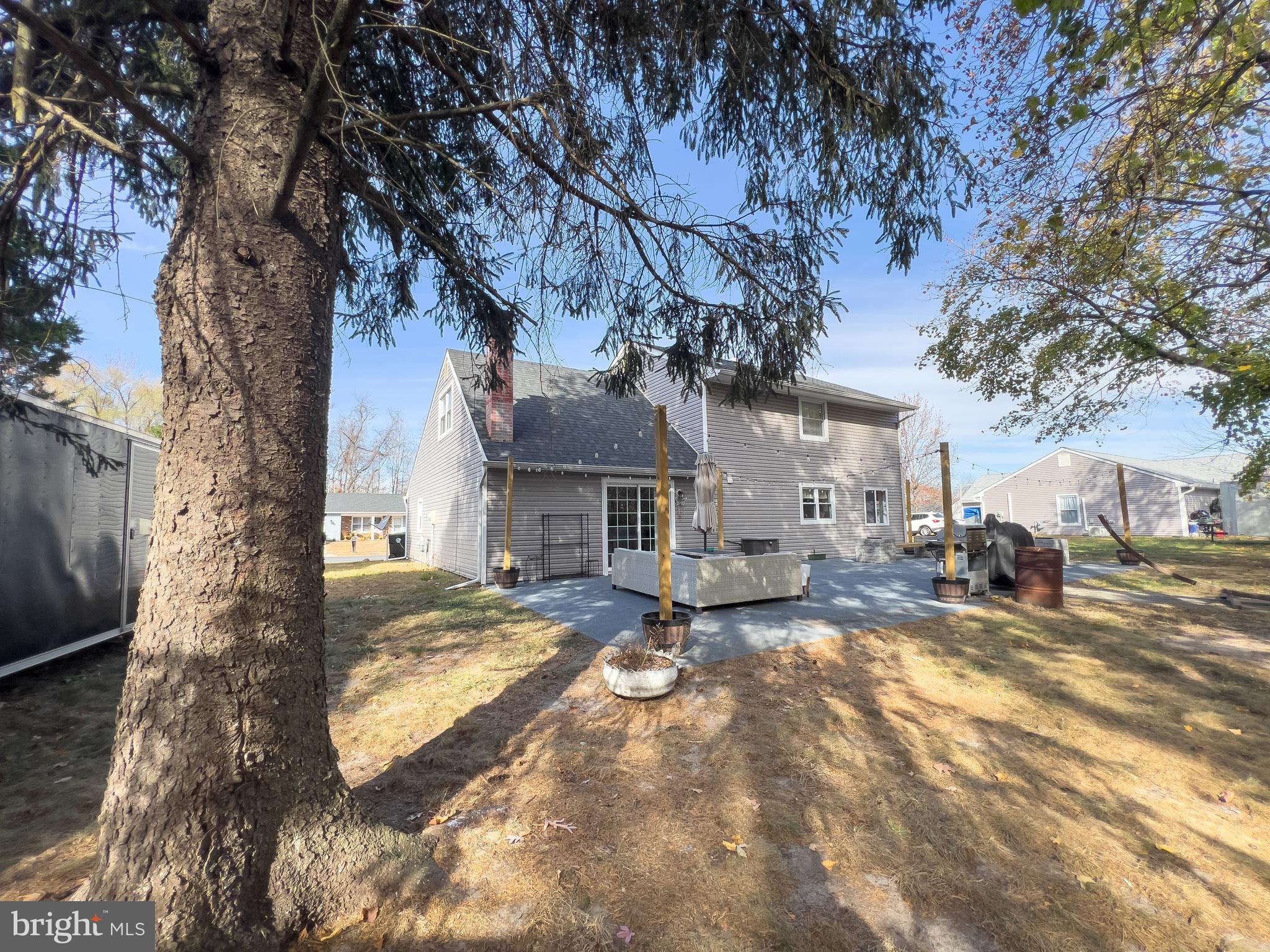 16 Arborwood Ln