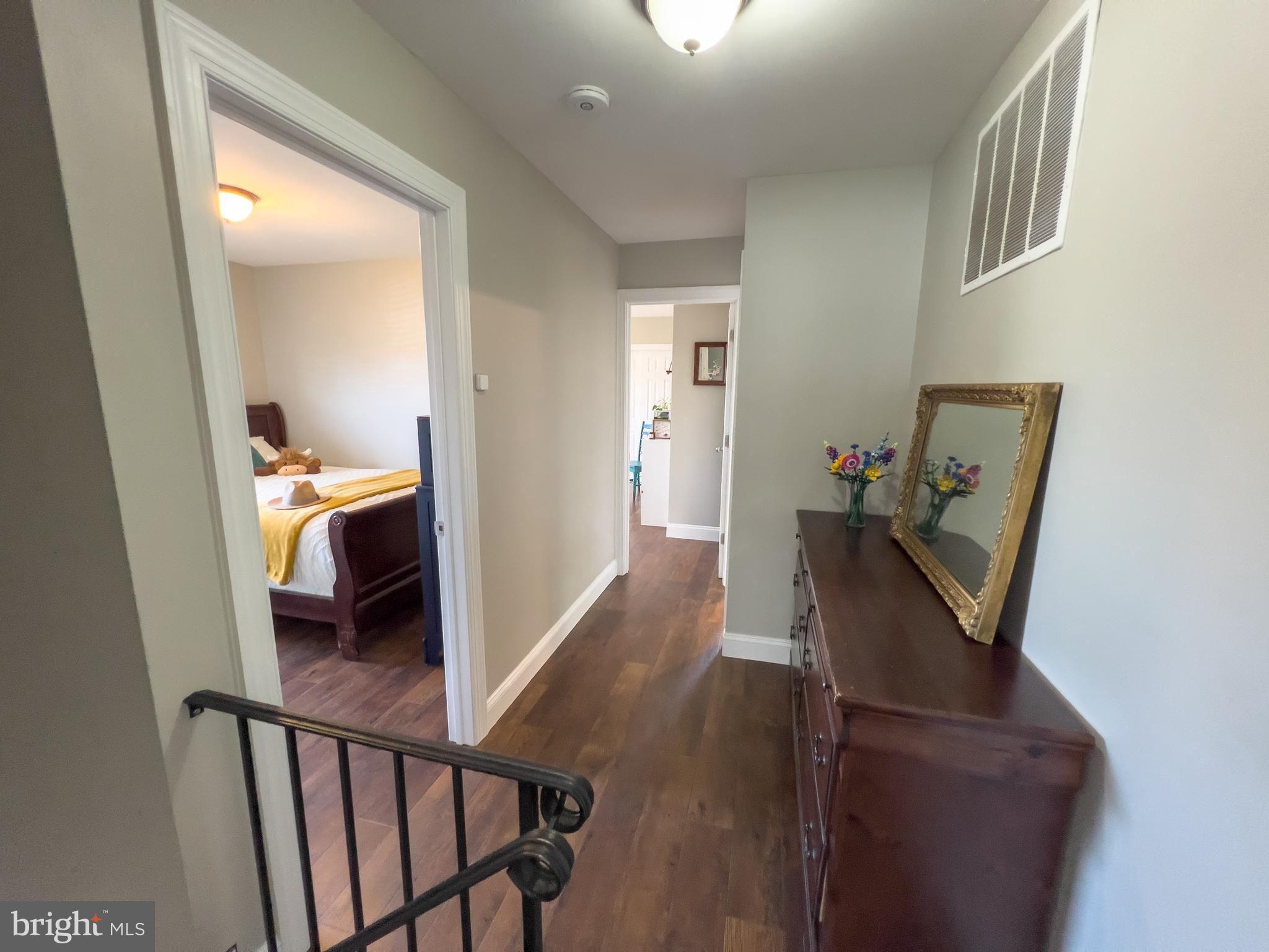 16 Arborwood Ln