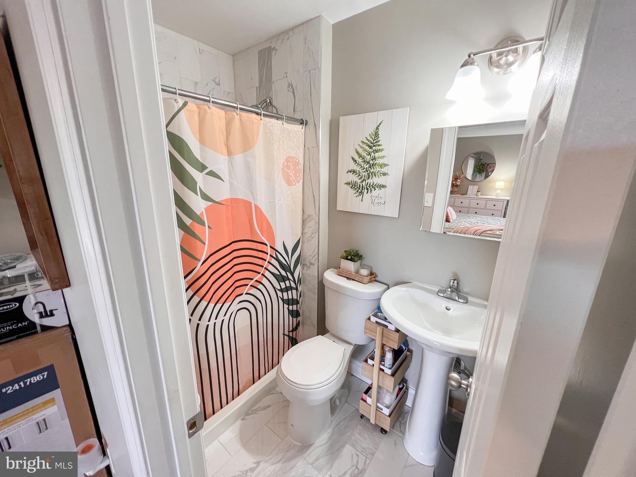 16 Arborwood Ln