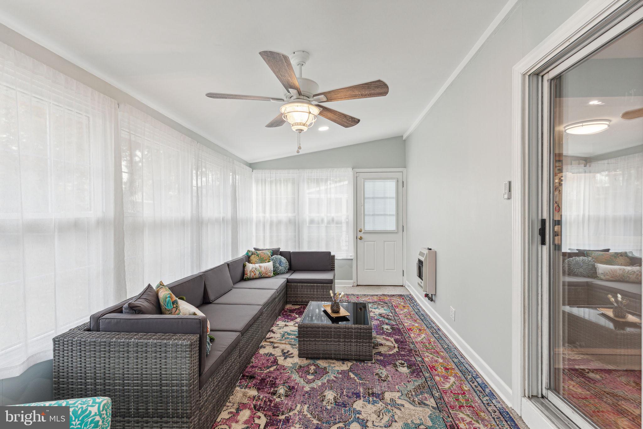 203 Kendall Blvd