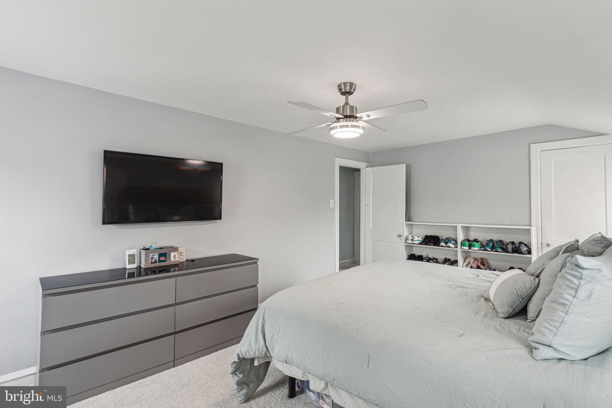 203 Kendall Blvd