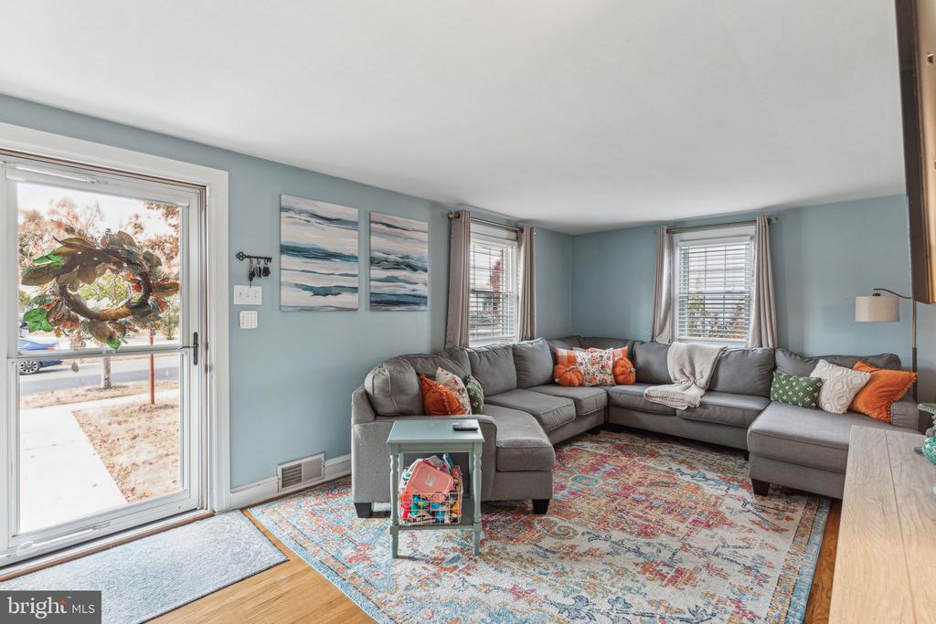 203 Kendall Blvd