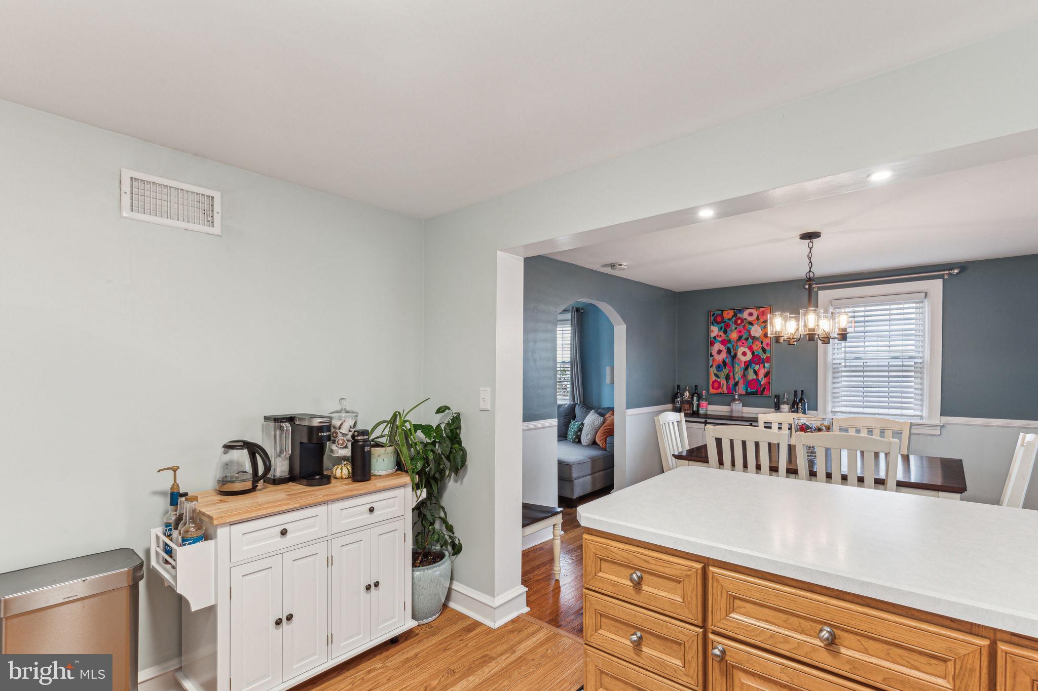 203 Kendall Blvd