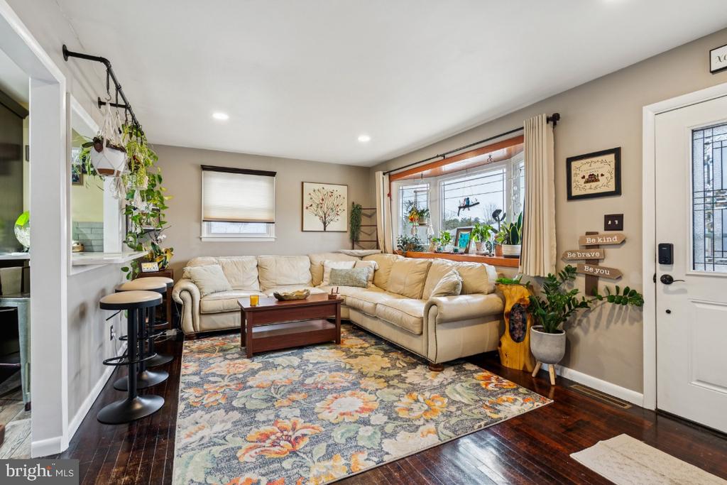 146 COUNTRY CLUB ROAD