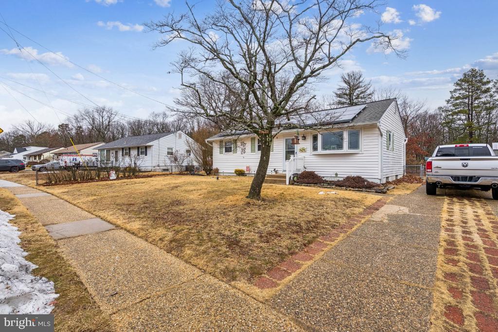 146 COUNTRY CLUB ROAD