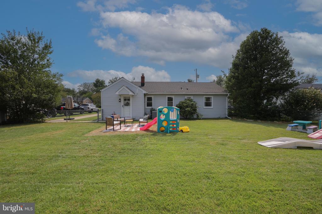 26 ELINOR AVENUE