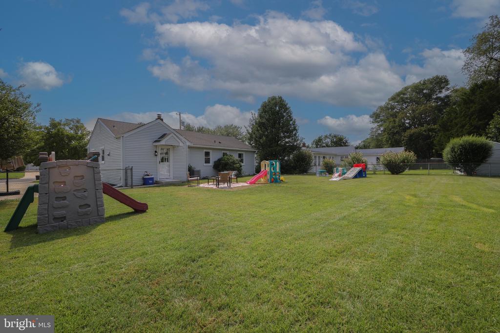 26 ELINOR AVENUE