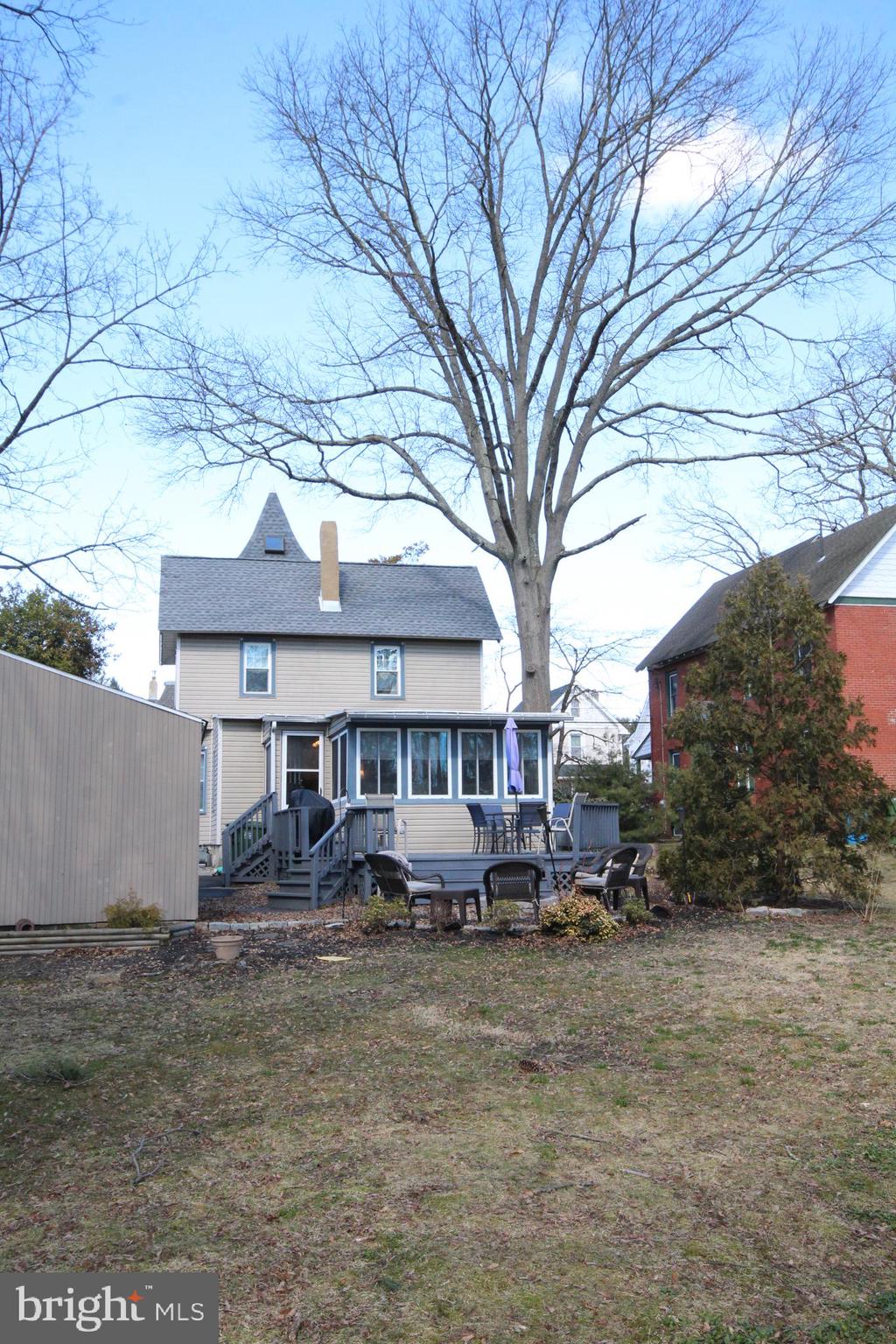 45 Evergreen Ave