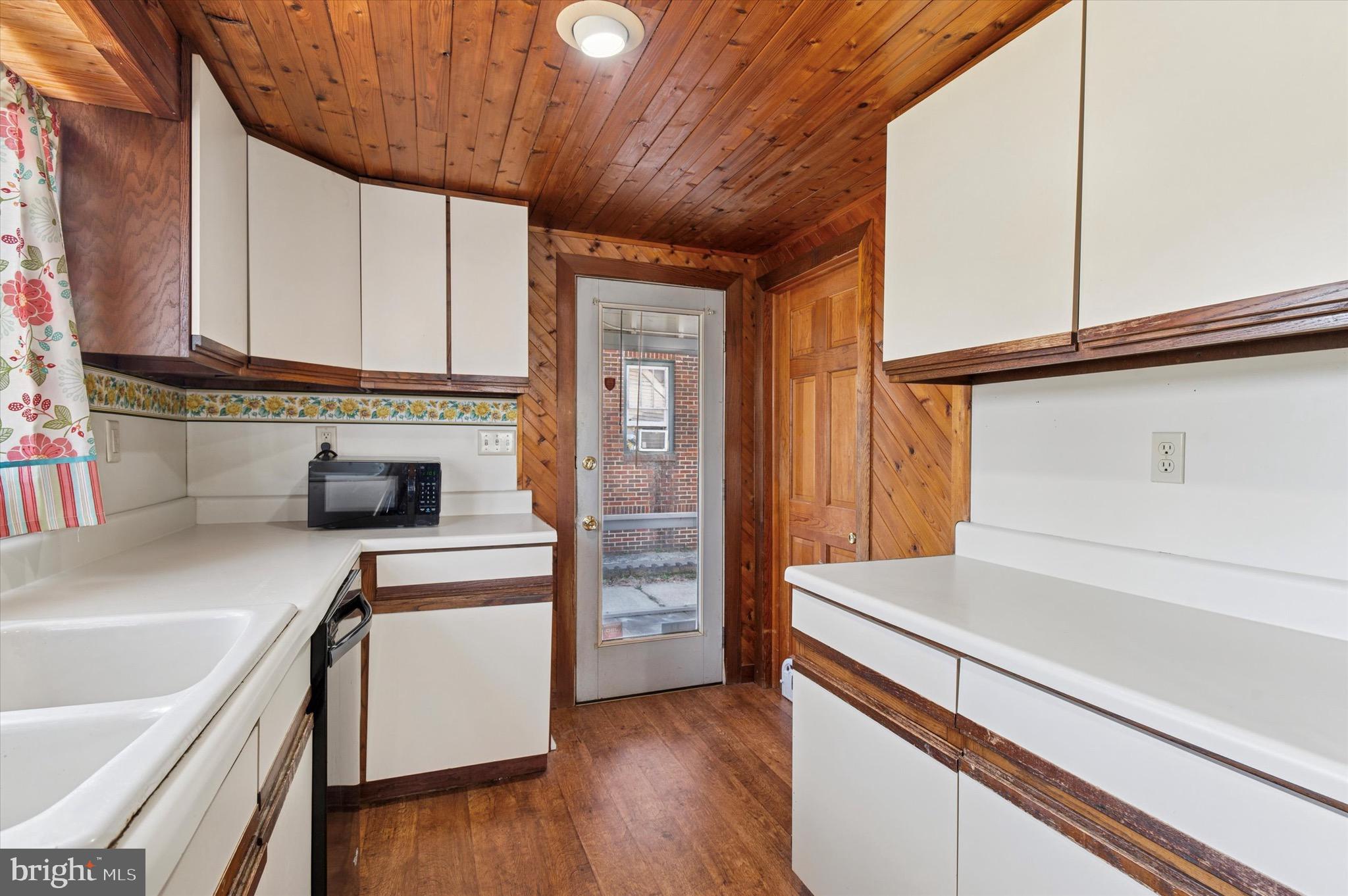 34 Oriental Ave