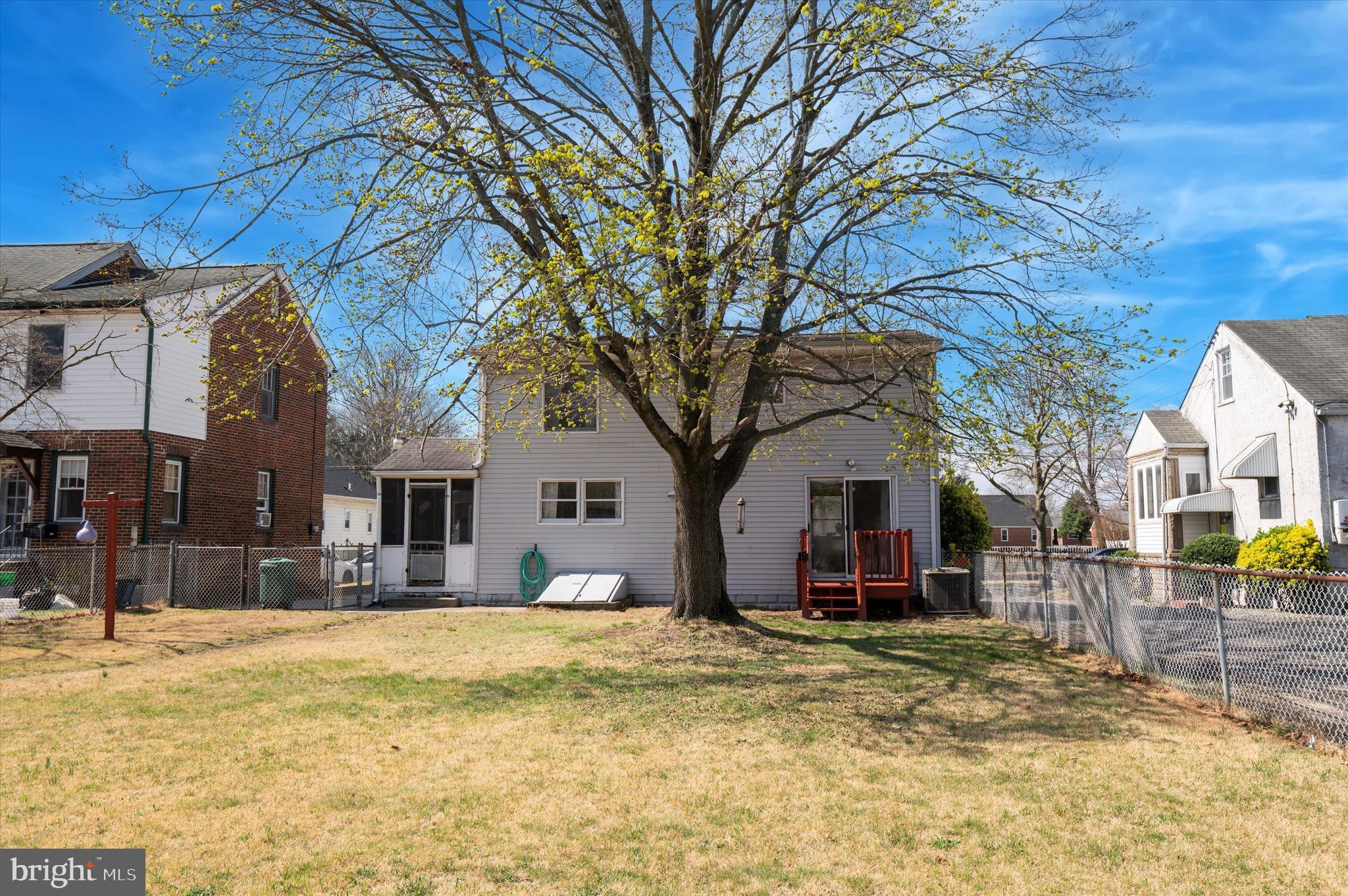 34 Oriental Ave