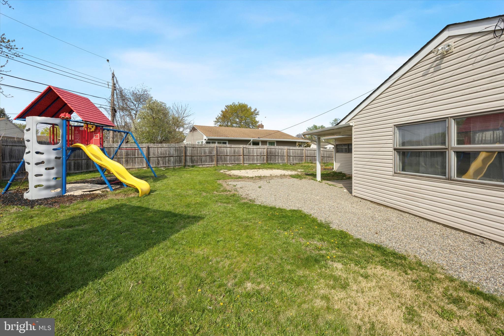 15 Burning Bush Ln