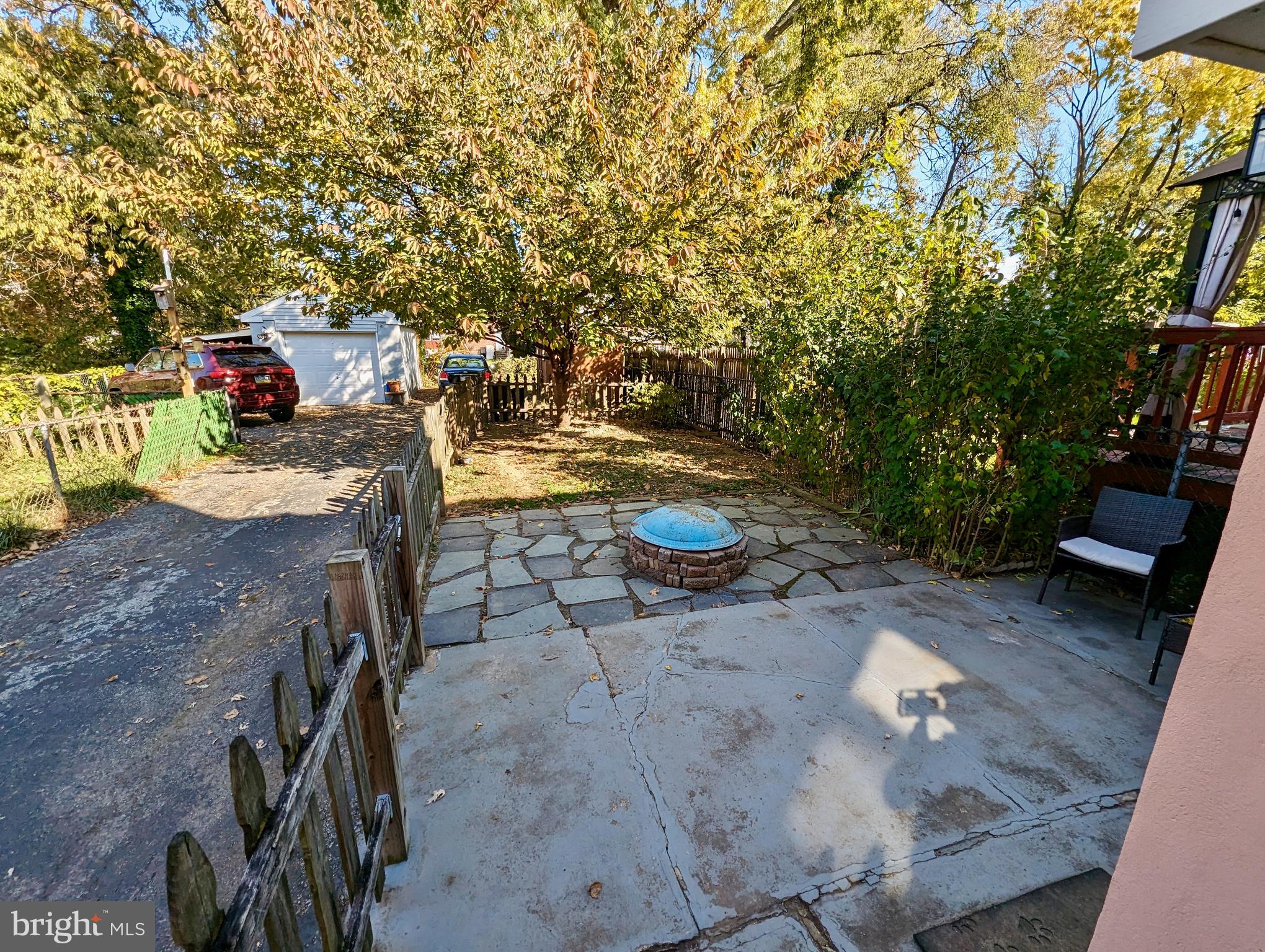229 Blunston AVENUE