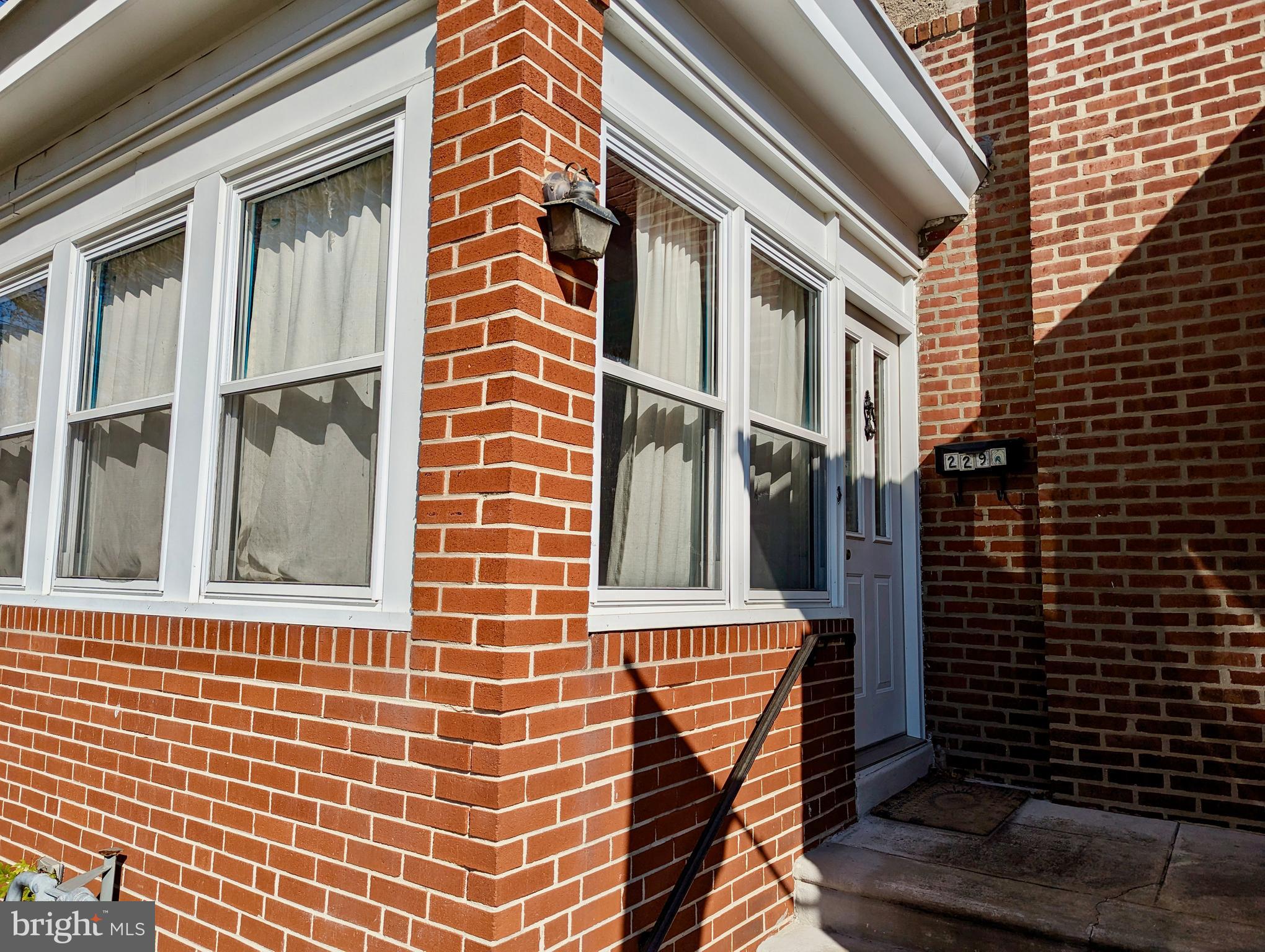 229 Blunston AVENUE