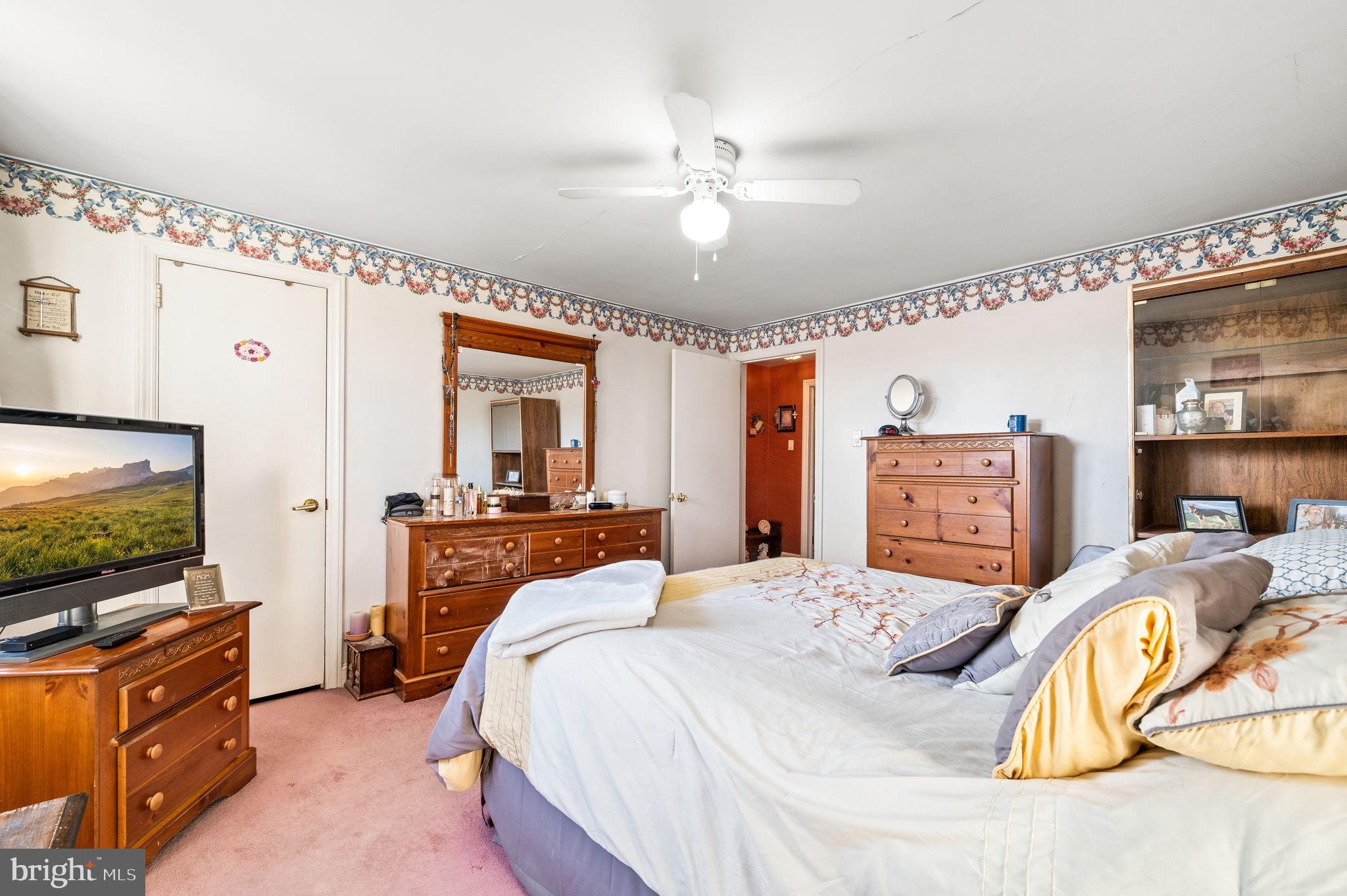 1135 Tremont Dr