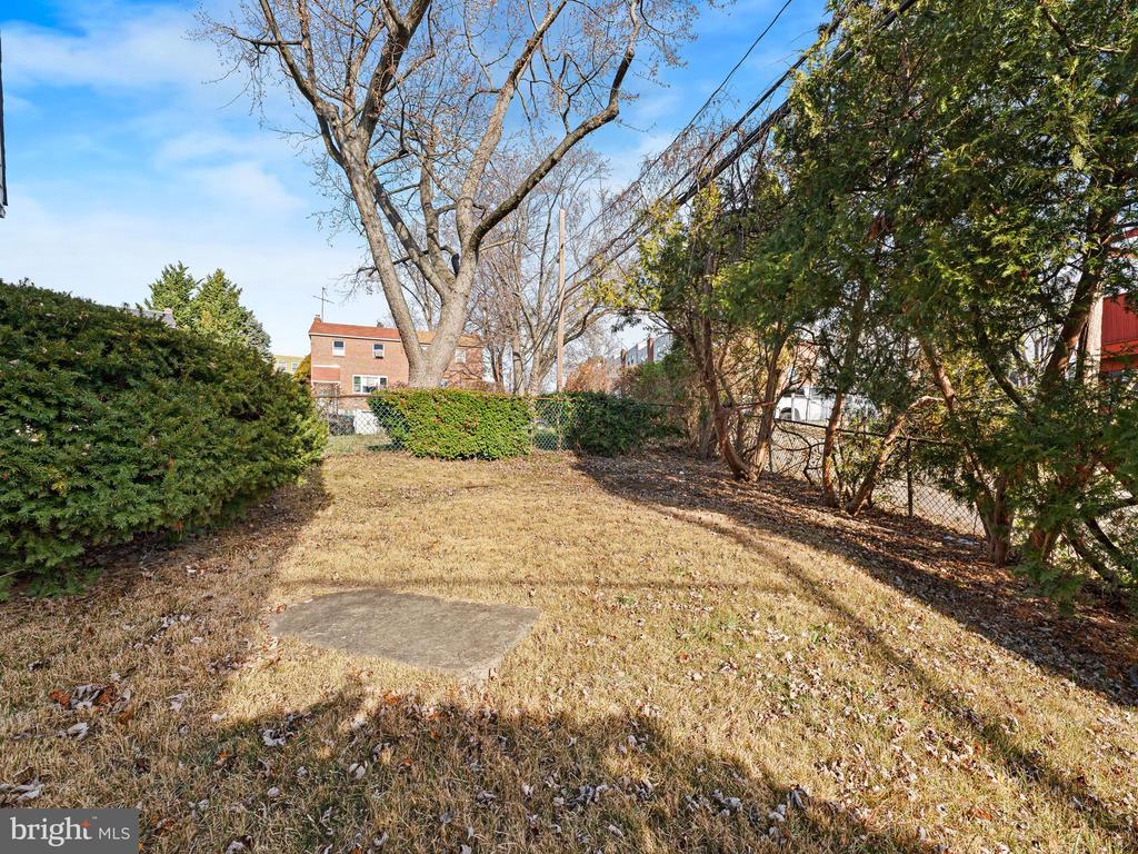 3900 Gideon Rd