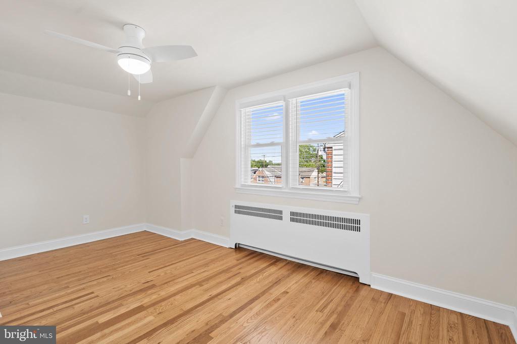 559 WILLOWBROOK ROAD