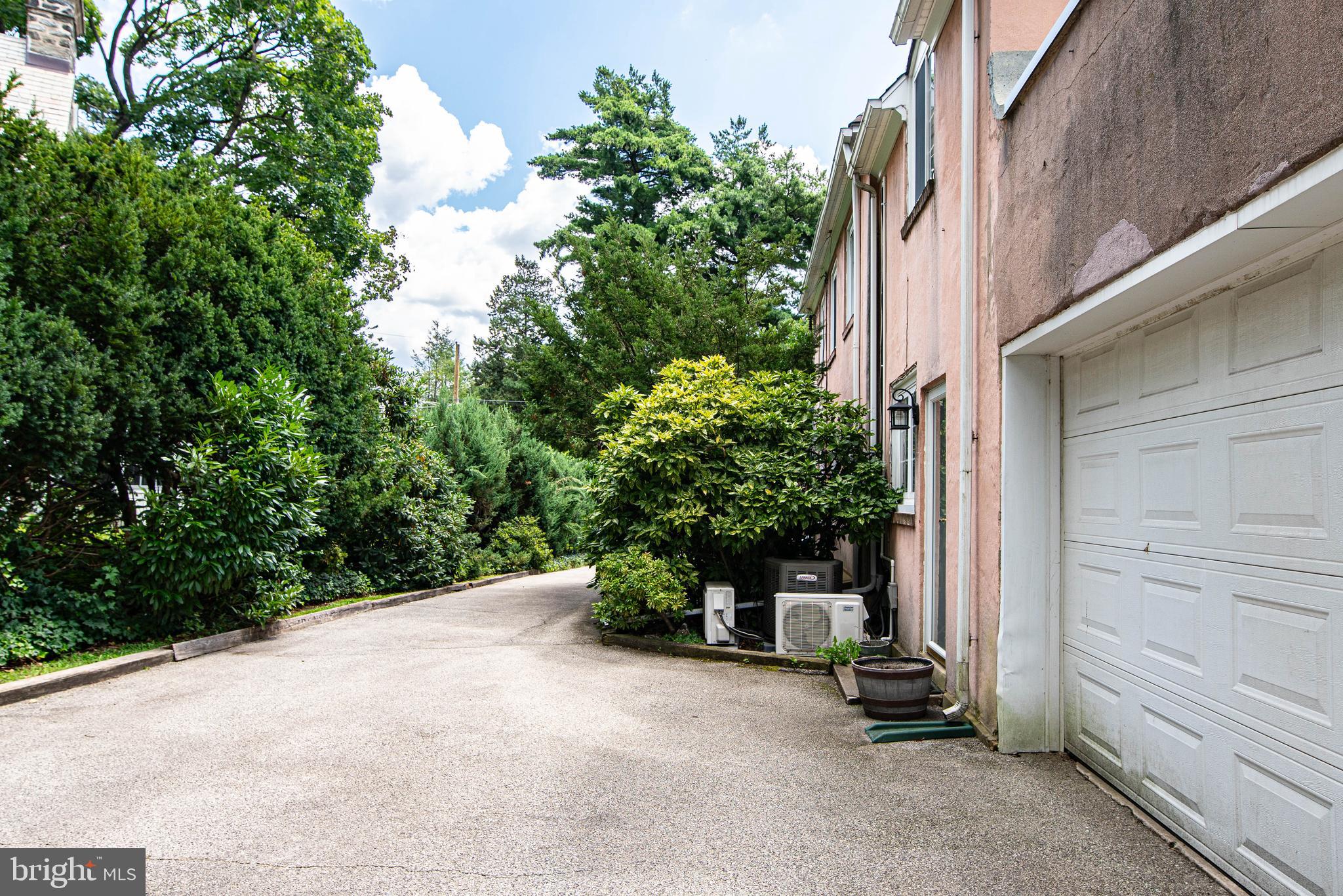 521 Jarden ROAD