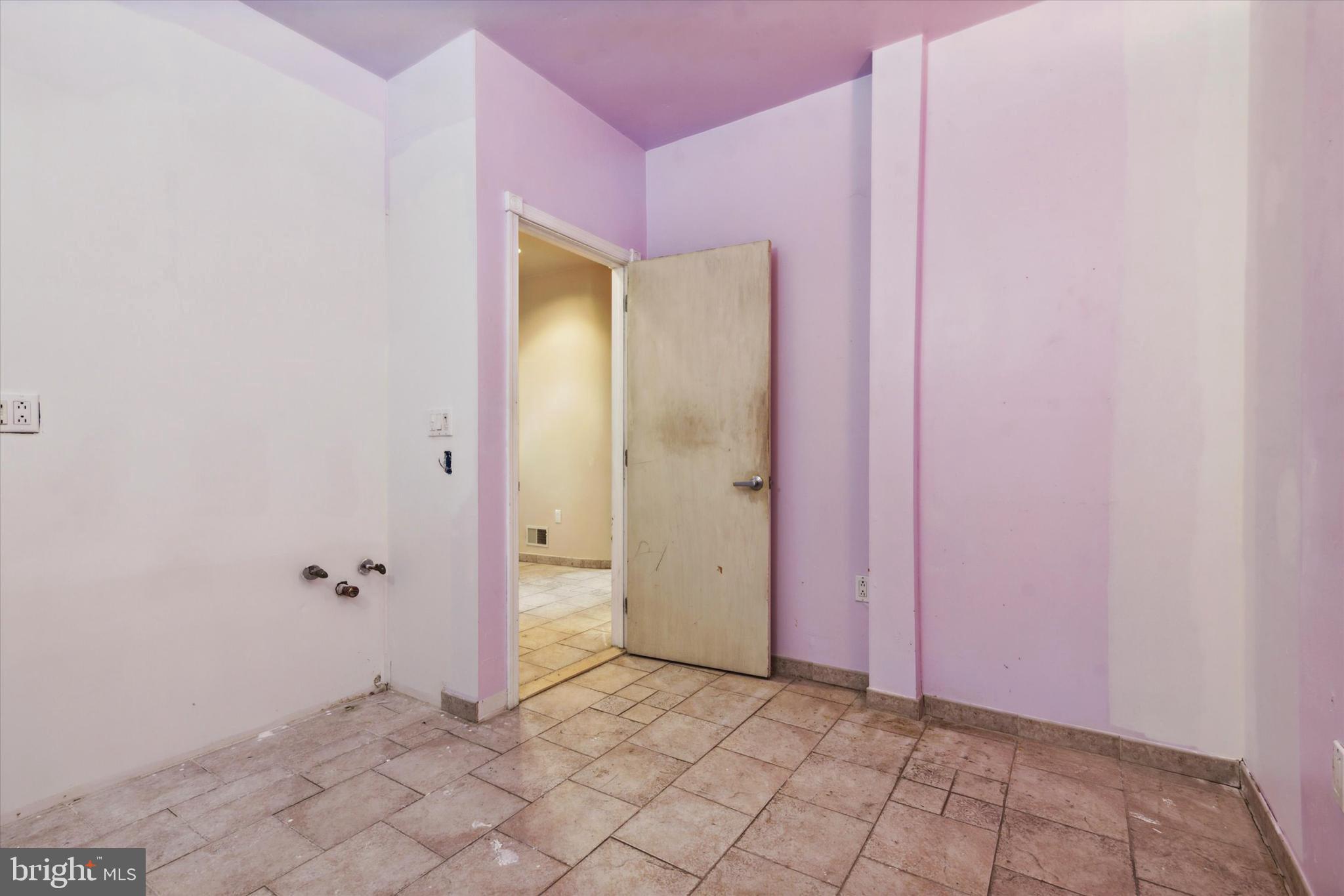 7801 Montgomery Ave