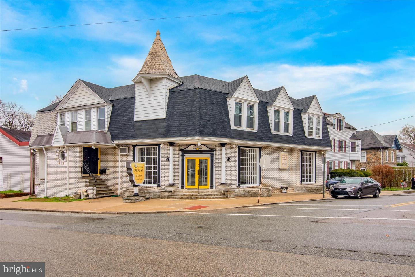7801 Montgomery Ave