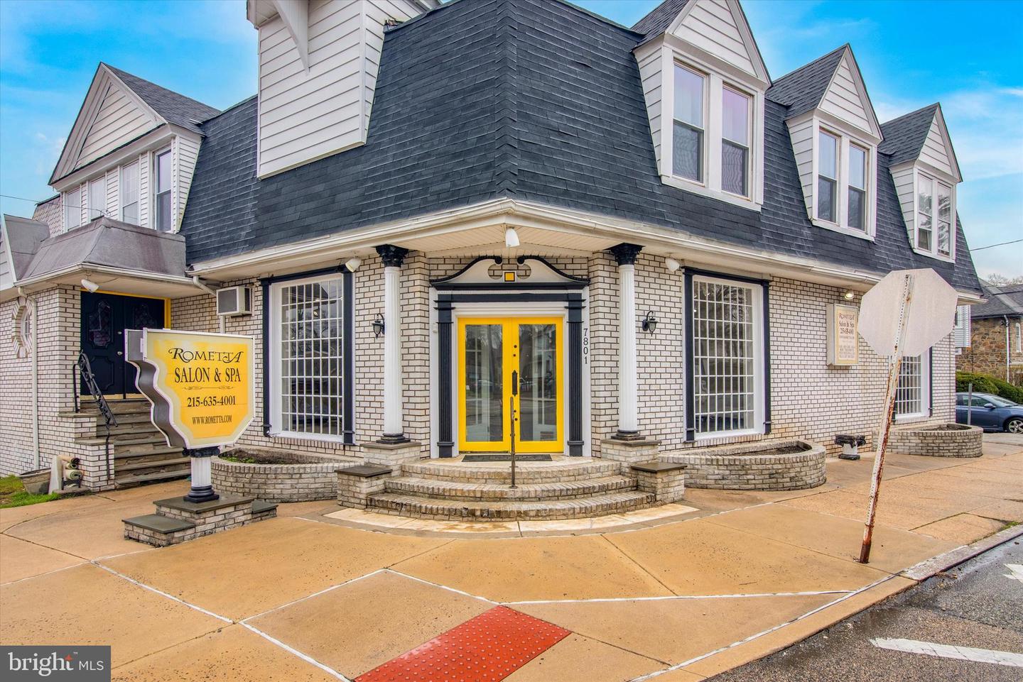 7801 Montgomery Ave