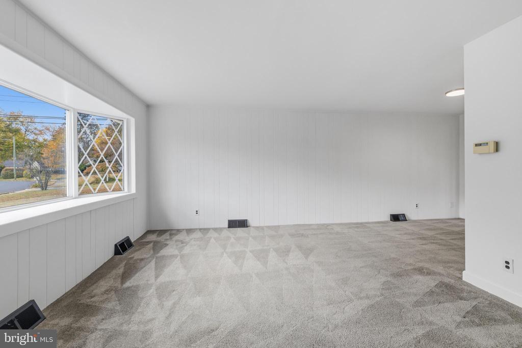 1054 MARIE ROAD