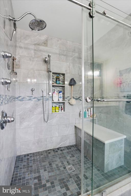 1612 CONQUEST WAY