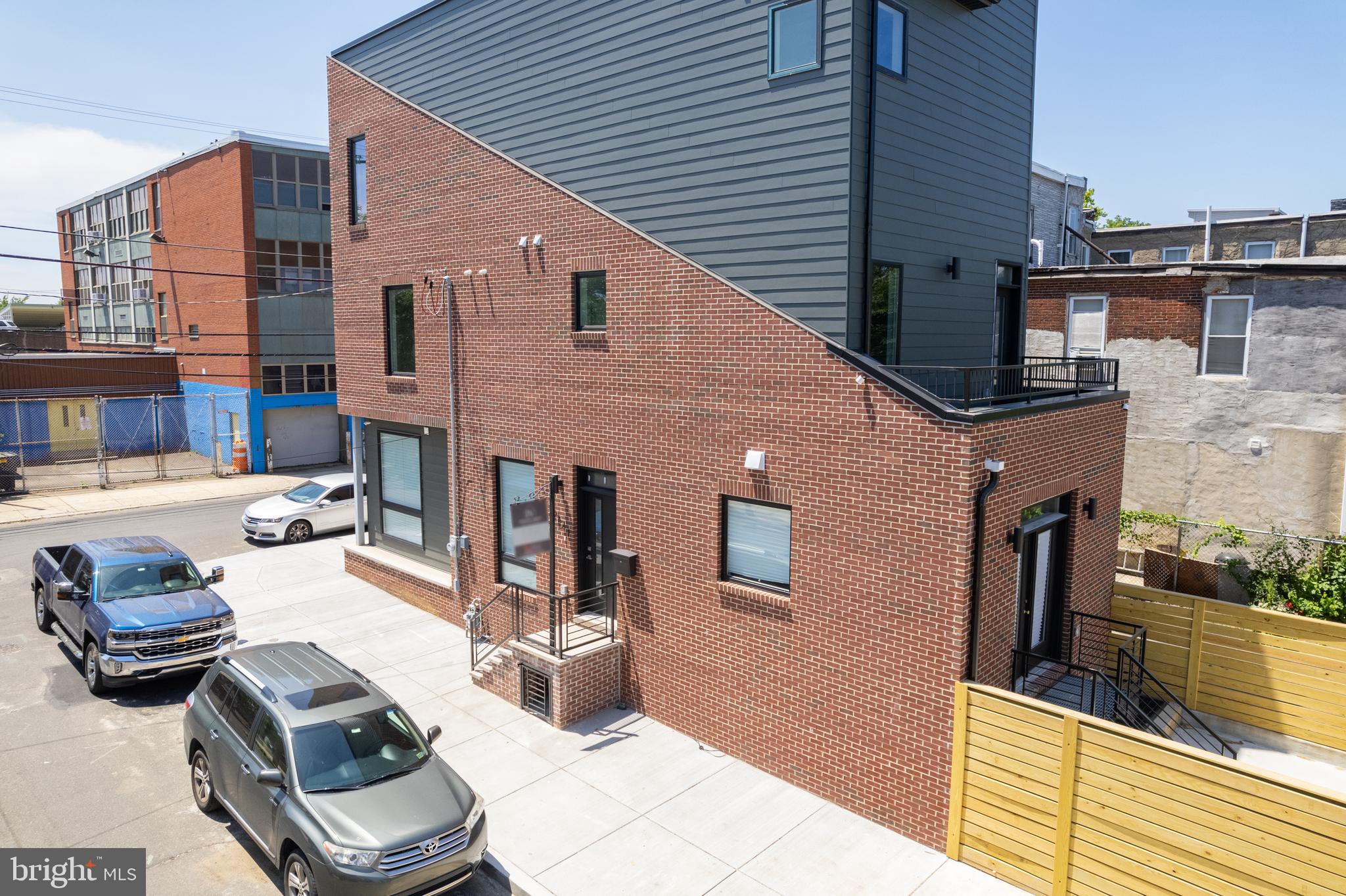 2521 W Jefferson STREET