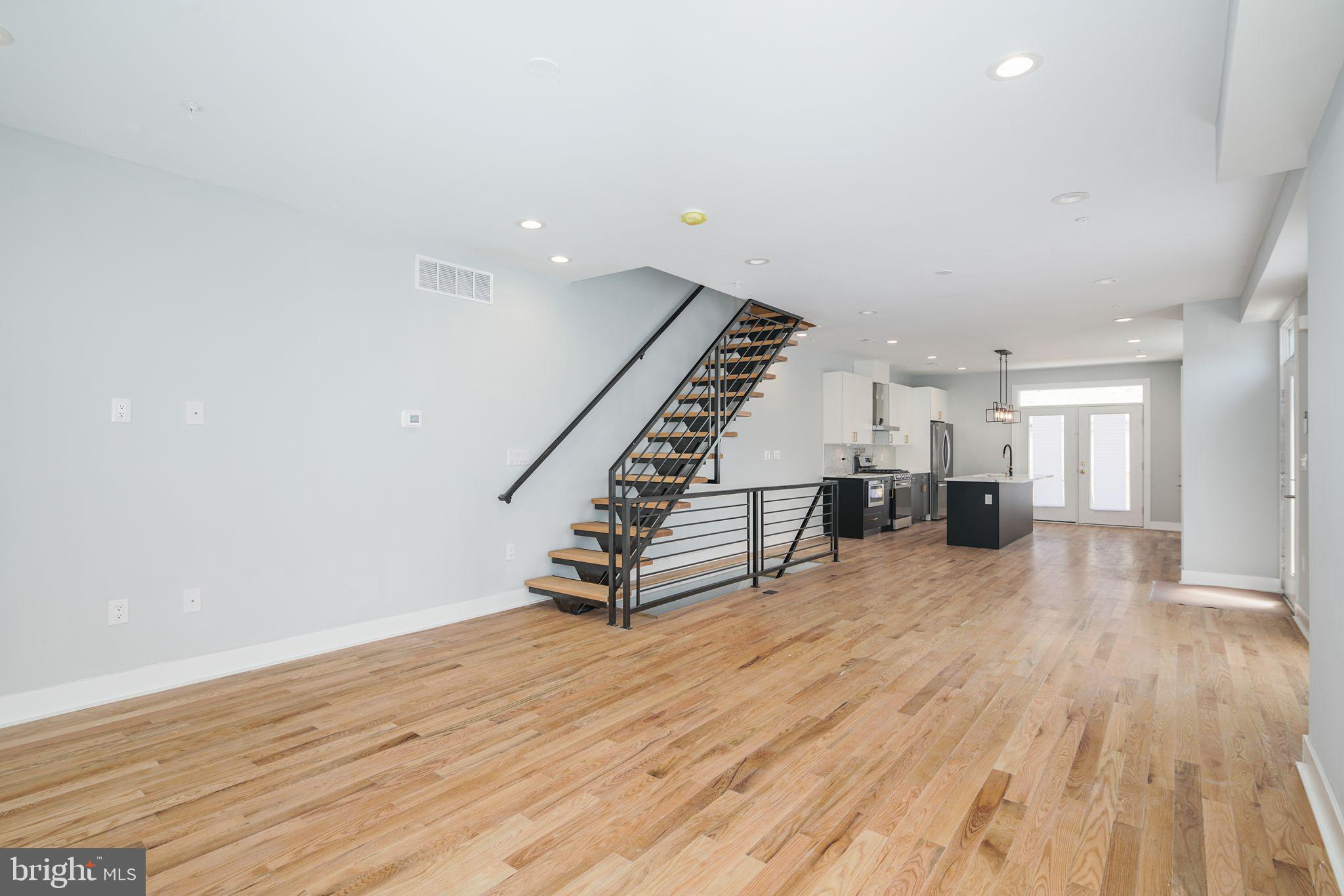 2521 W Jefferson STREET