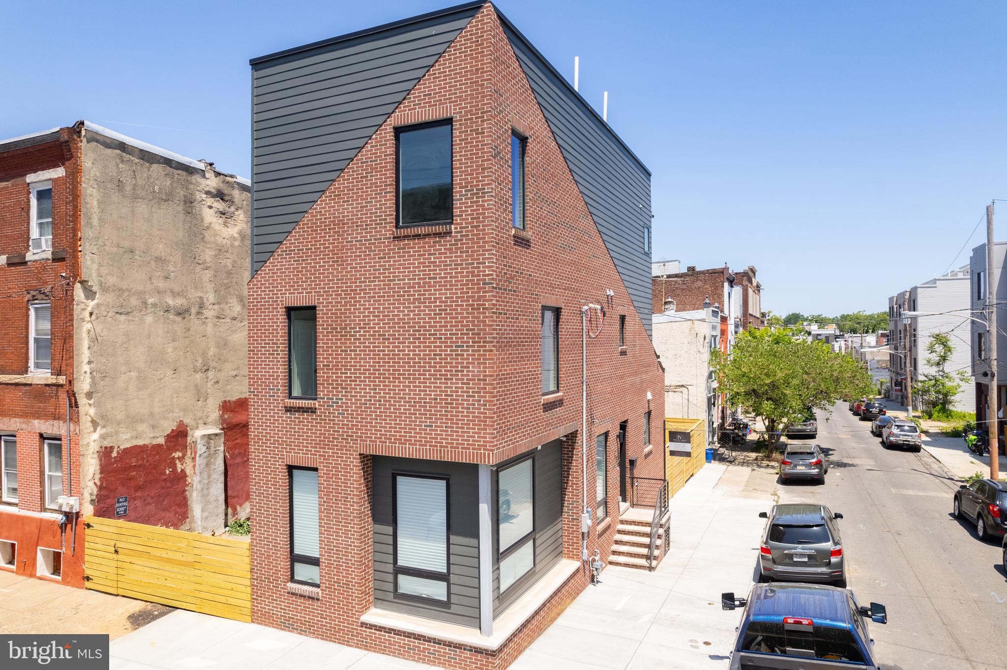 2521 W Jefferson STREET